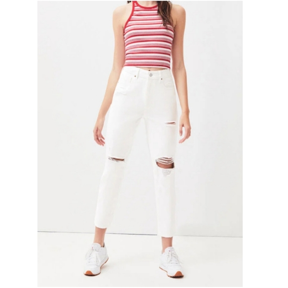🆕️ 1 LEFT! PacSun White Out Mom Jeans - Picture 2 of 4